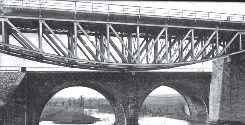 Pont du chemin de fer sur la Seille à Magny, début XXe s.
